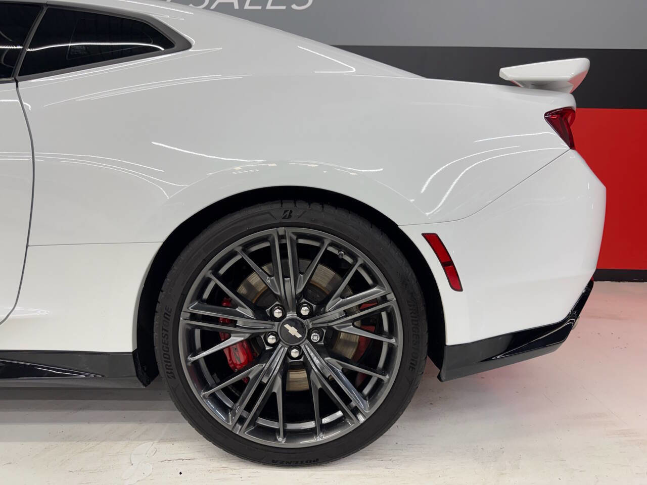Used 2017 Chevrolet Camaro ZL1 image 17