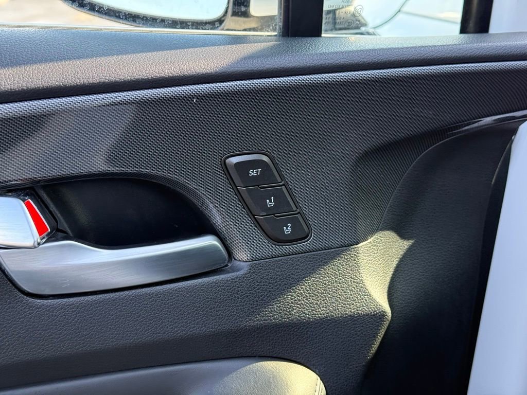 Used 2023 Hyundai Santa Fe Limited image 13