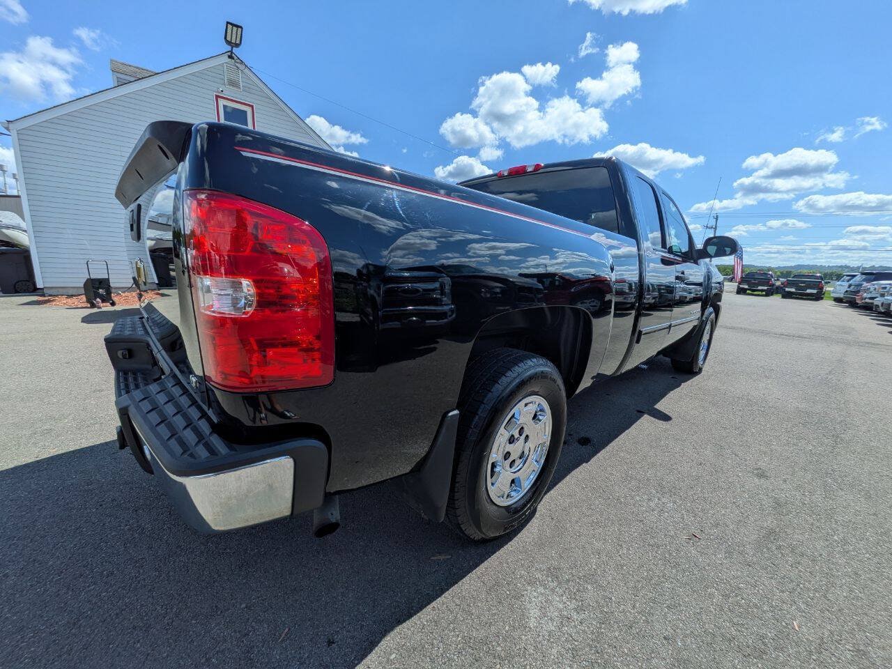 Used 2012 Chevrolet Silverado 1500 LT w/ All-Star Edition AWD/4WD image 8