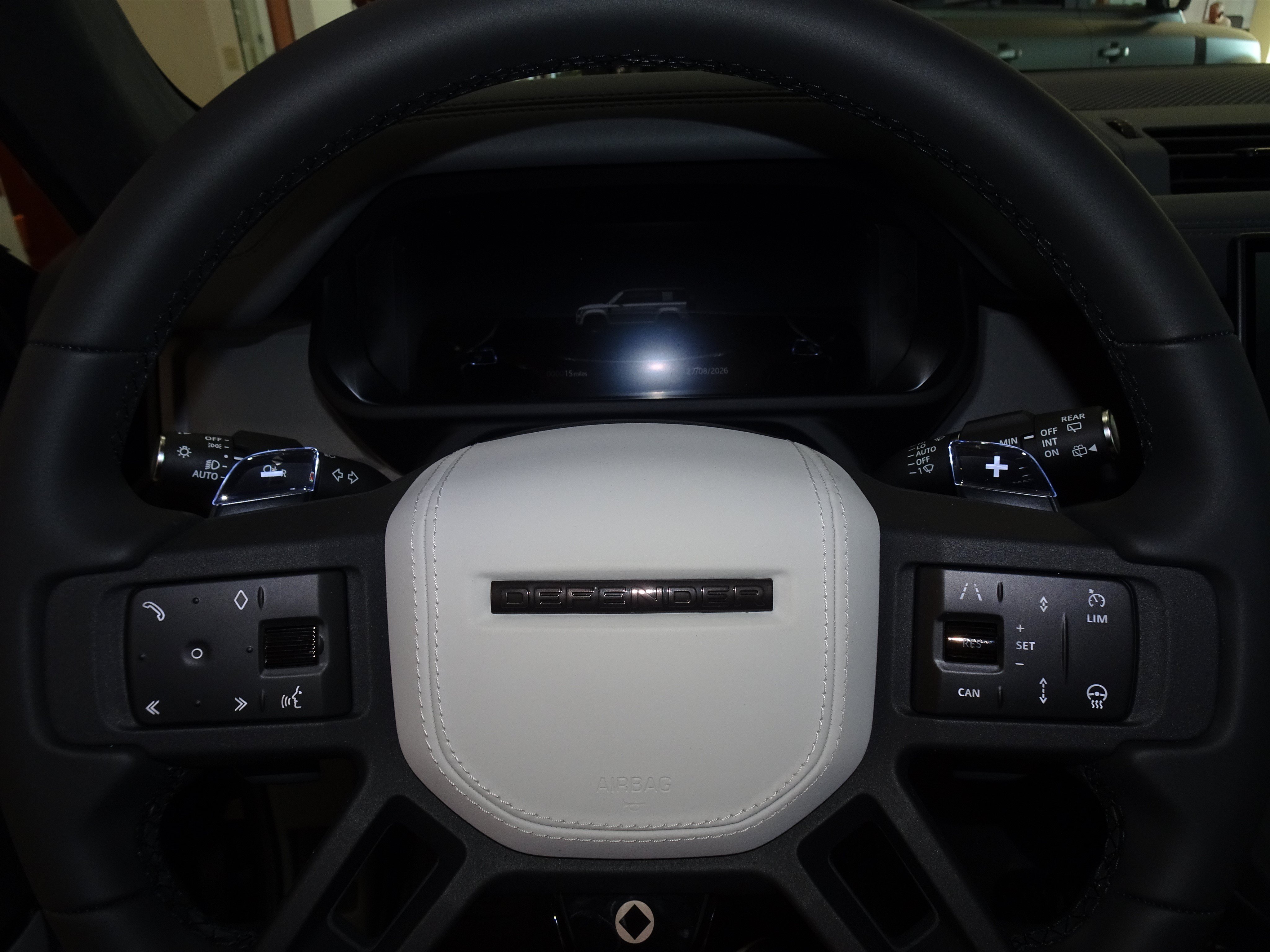 New 2026 Land Rover Defender 110 OCTA AWD/4WD image 21