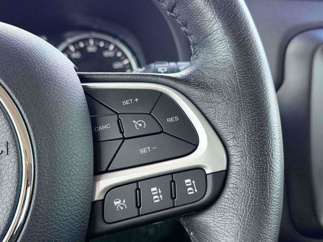Certified 2023 Jeep Renegade Limited AWD/4WD image 25