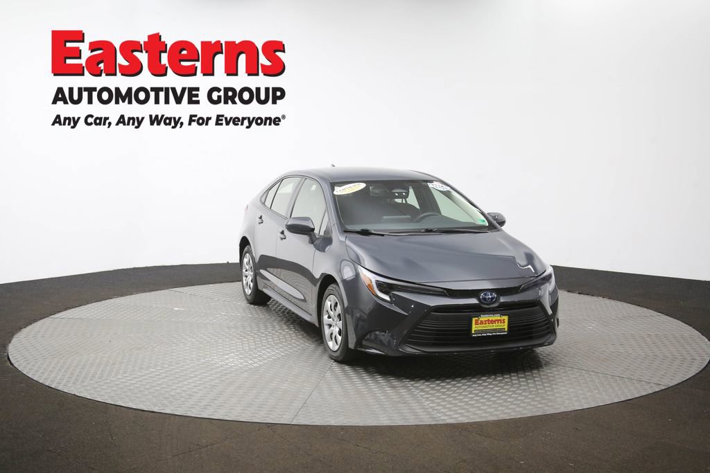 Used 2023 Toyota Corolla LE w/ Carpet Mat Package (TMS) FWD image 50