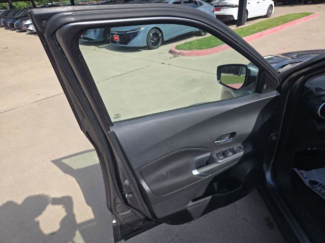 Certified 2024 Nissan Kicks SV FWD image 17