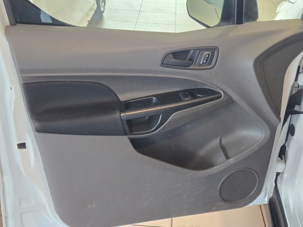 Used 2022 Ford Transit Connect XL FWD image 16