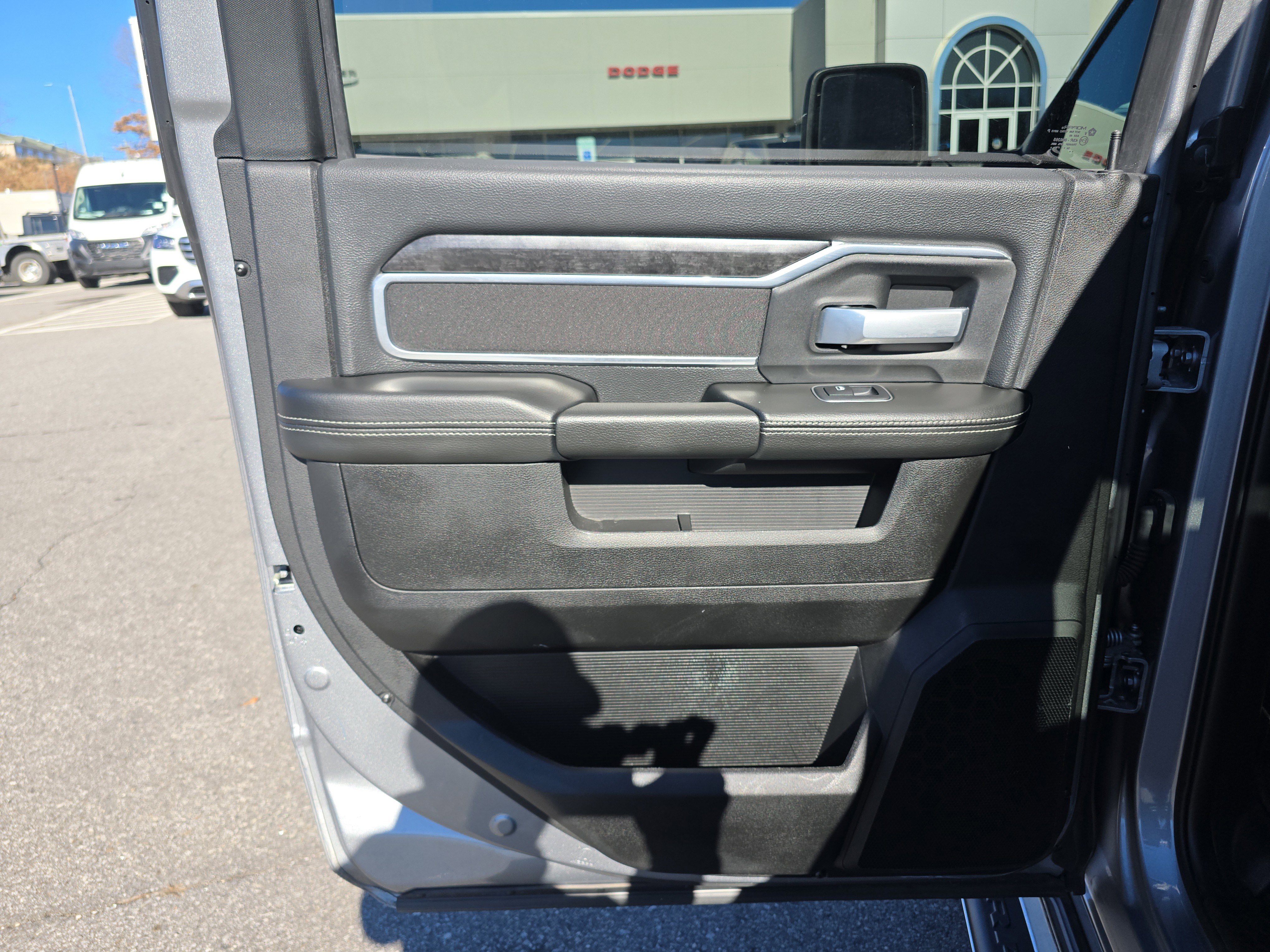 Used 2024 RAM 2500 Big Horn w/ Bed Utility Group image 14