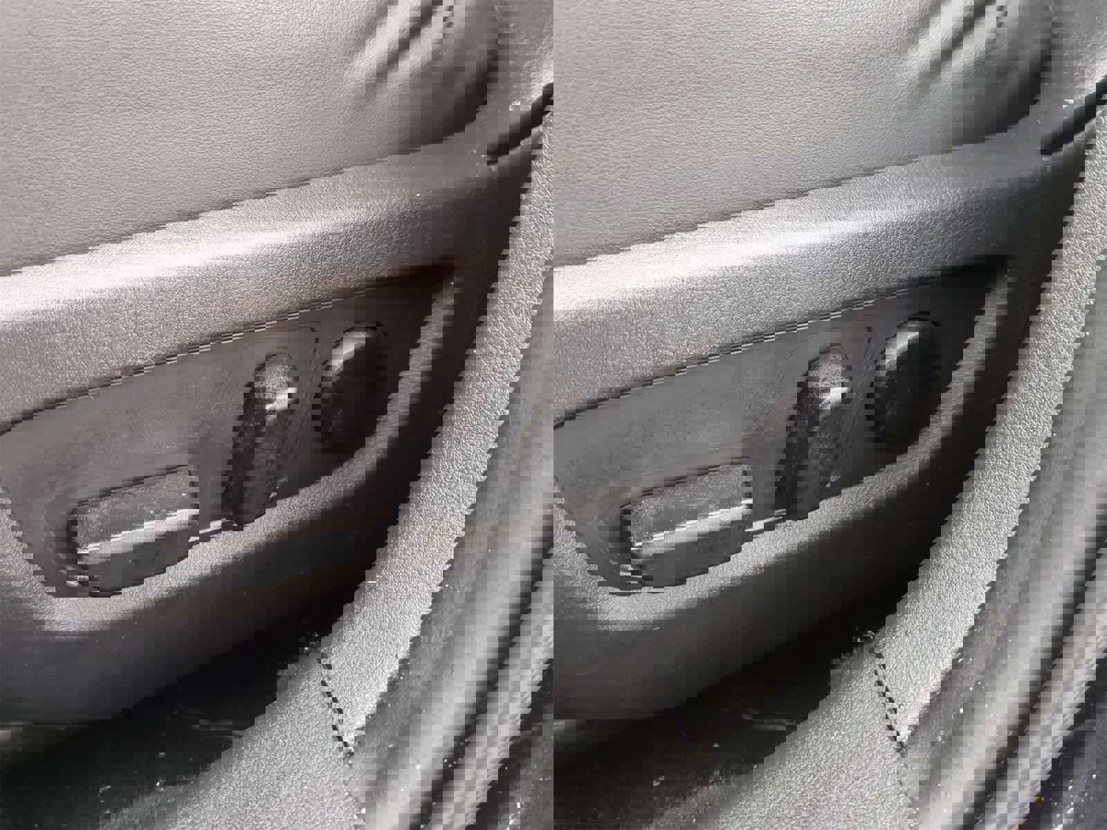 Used 2024 MAZDA CX-30 AWD 2.5 S w/ Premium Package image 16