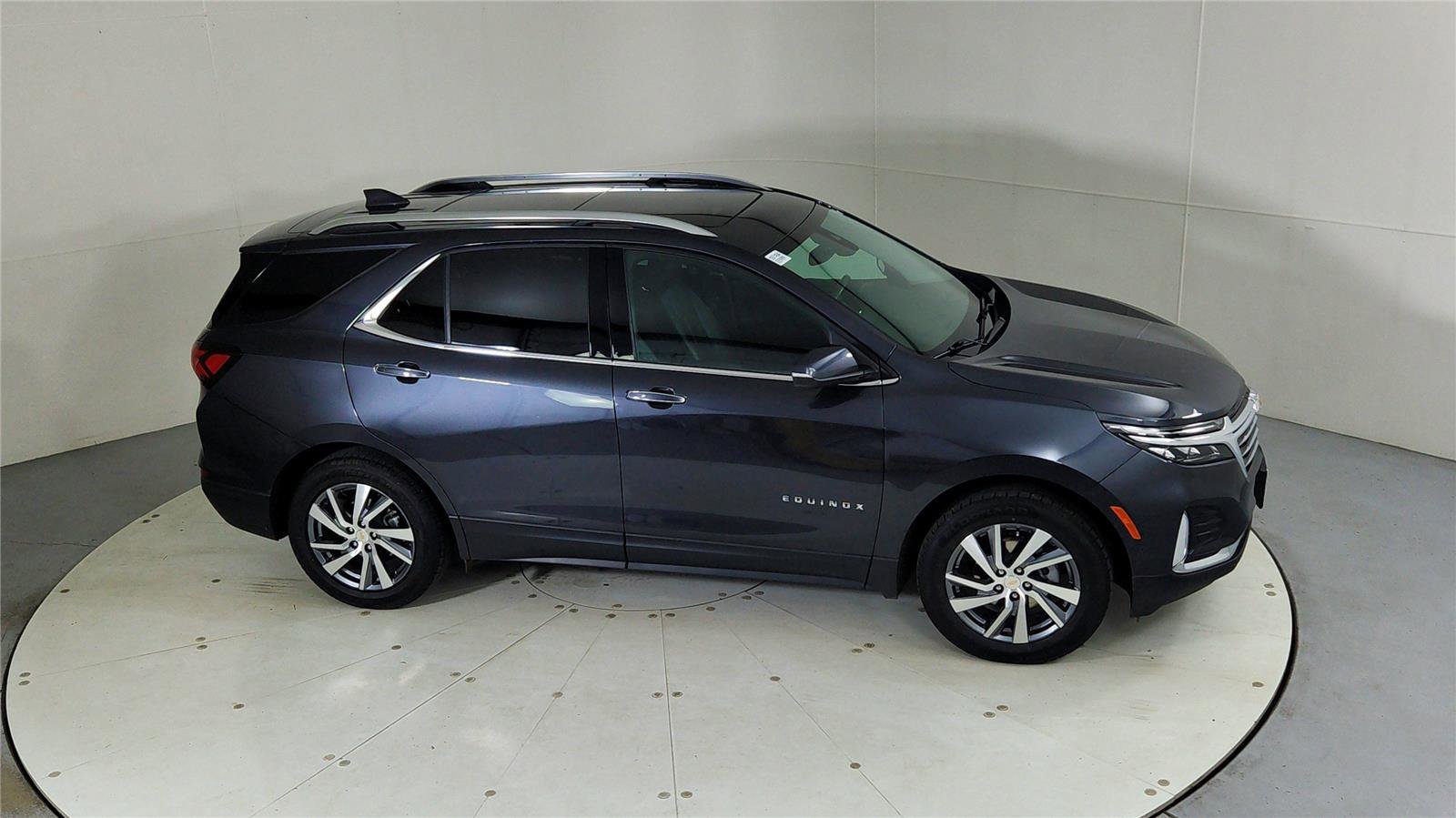 Used 2022 Chevrolet Equinox Premier image 43