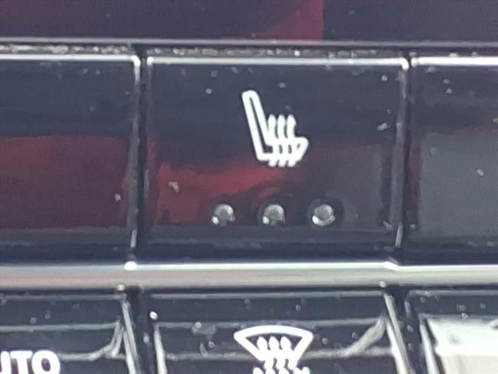 Used 2023 Chevrolet Colorado ZR2 image 17