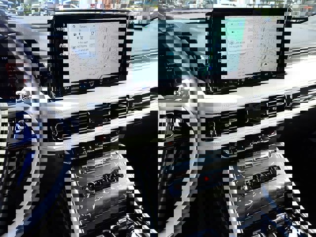 New 2025 Lincoln Aviator Black Label w/ Jet Appearance Package AWD/4WD image 29