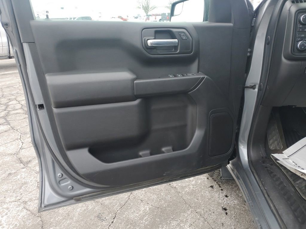 Used 2021 Chevrolet Silverado 1500 Custom image 13