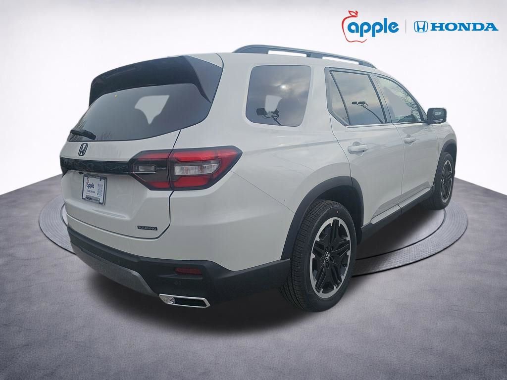 New 2026 Honda Pilot Touring image 1