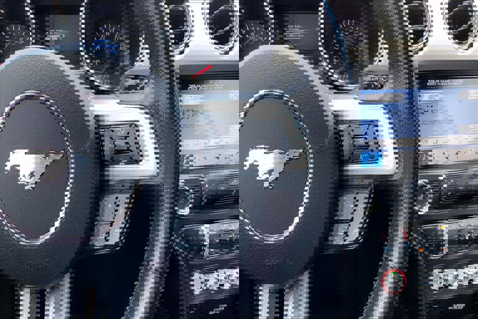 Used 2017 Ford Mustang Premium image 23