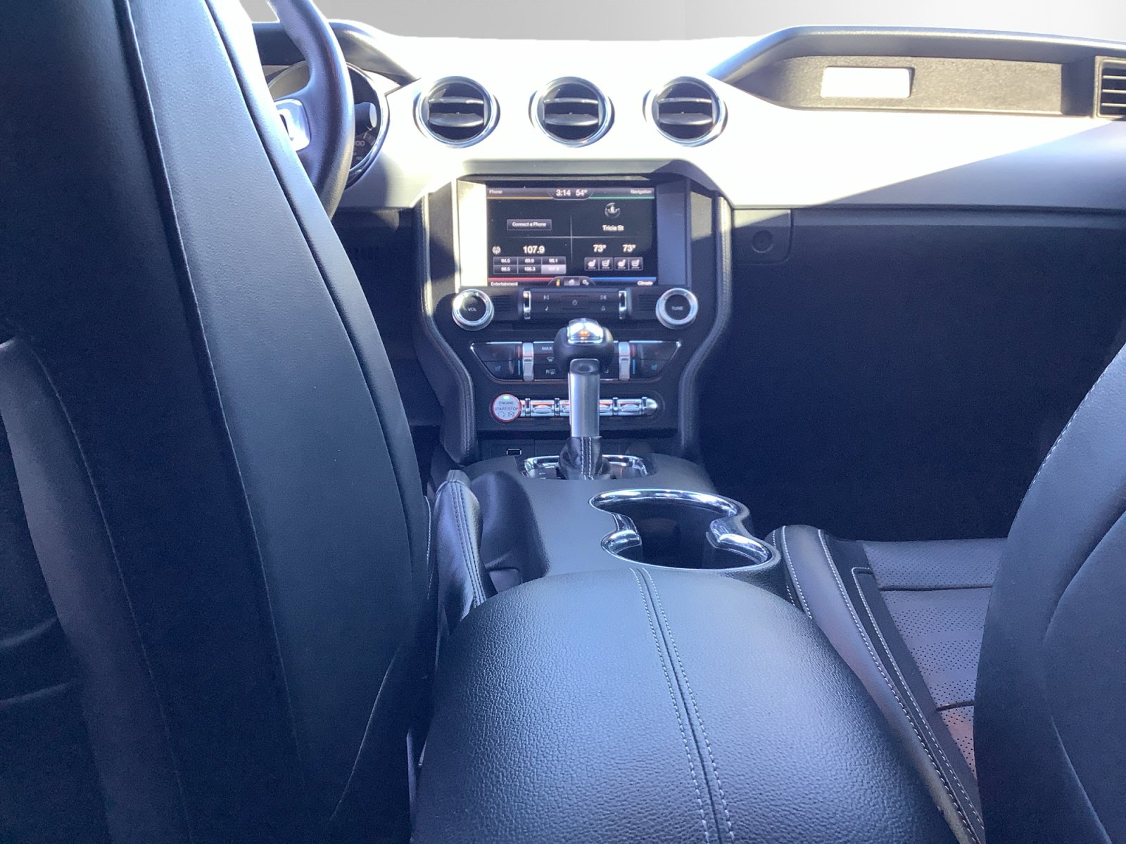 Used 2015 Ford Mustang Premium image 10