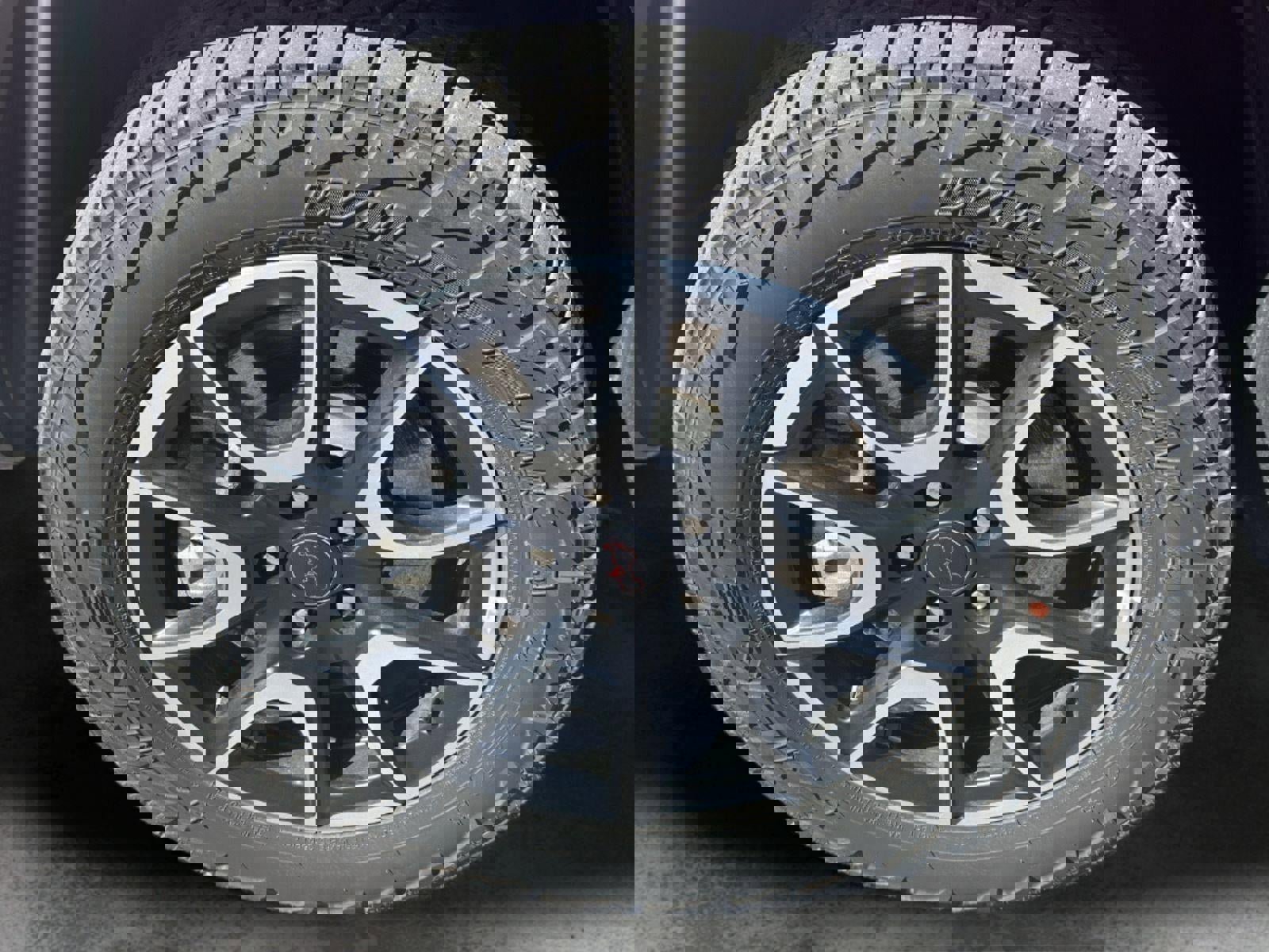 Used 2025 Jeep Compass Trailhawk image 12