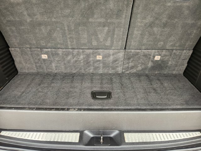 Used 2018 Chevrolet Tahoe LT AWD/4WD image 33