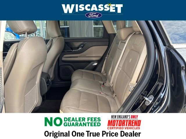 Used 2021 Lincoln Corsair AWD w/ Premium Package image 14