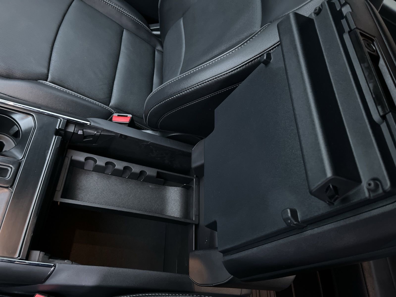 Used 2023 Ford F150 Lariat w/ Equipment Group 502A High image 34