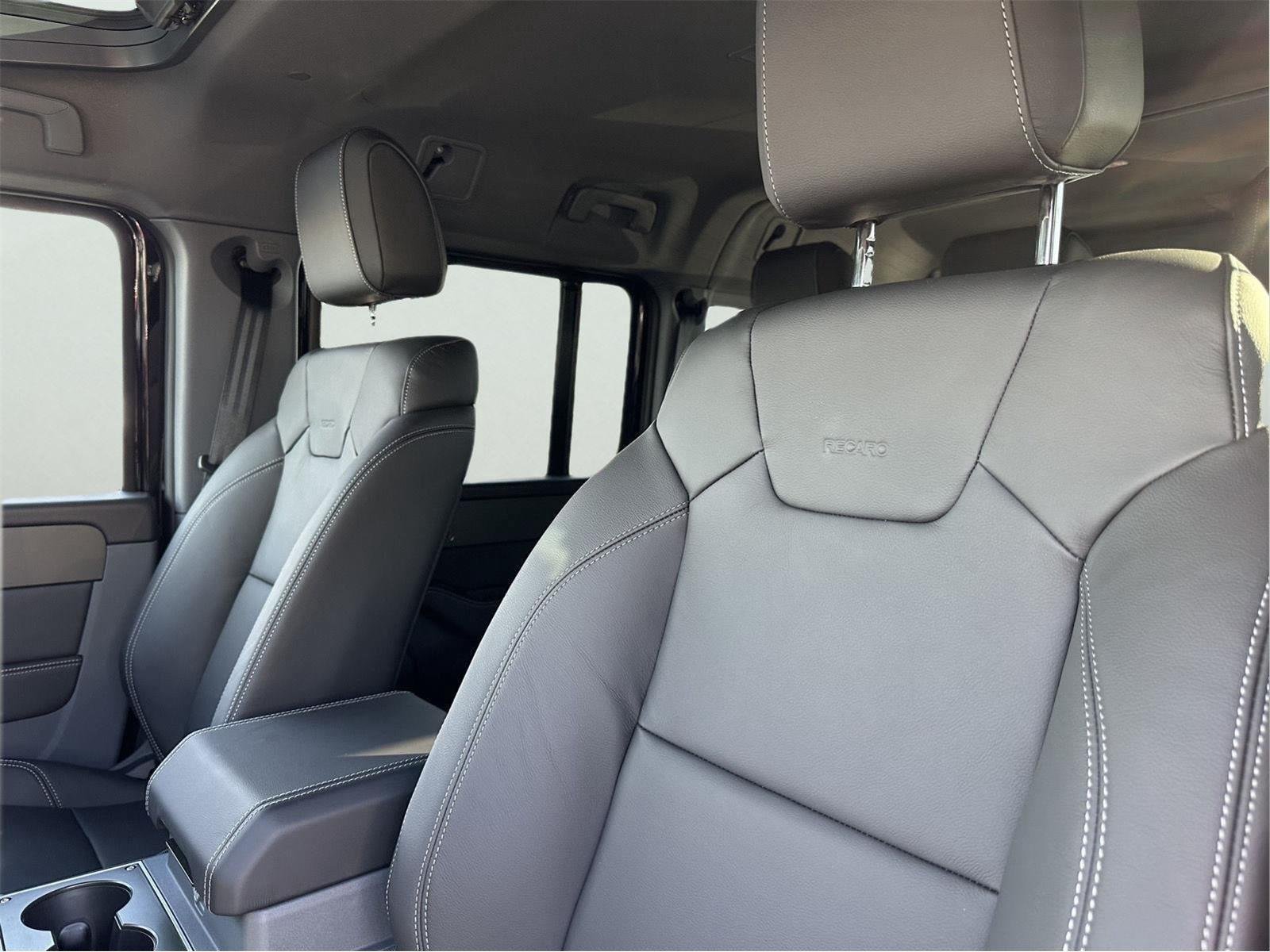New 2025 INEOS Grenadier Station Wagon AWD/4WD image 22
