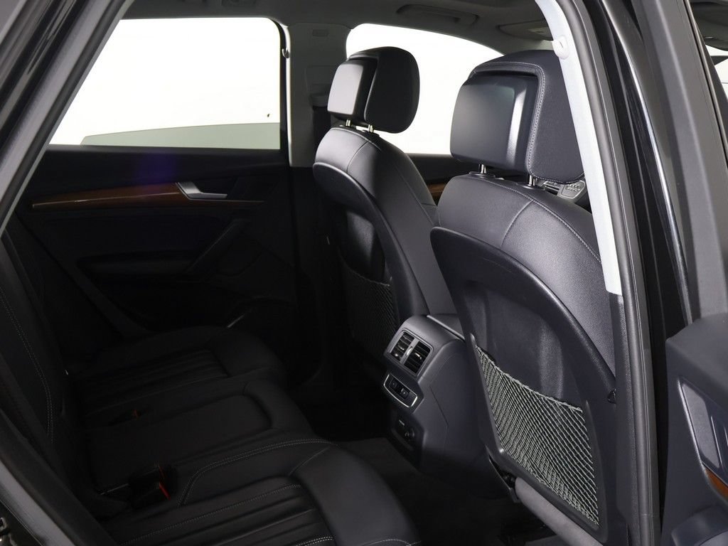 Used 2023 Audi Q5 2.0T Premium w/ Convenience Package AWD/4WD image 29
