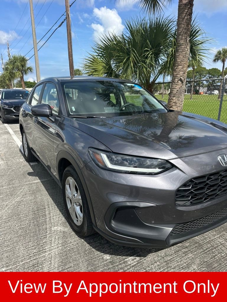 Used 2025 Honda HR-V LX image 7