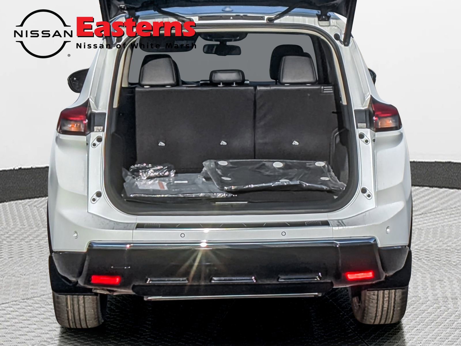 New 2026 Nissan Rogue Platinum w/ Platinum Premium Package AWD/4WD image 11
