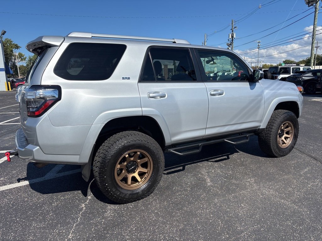 Used 2018 Toyota 4Runner SR5 image 8