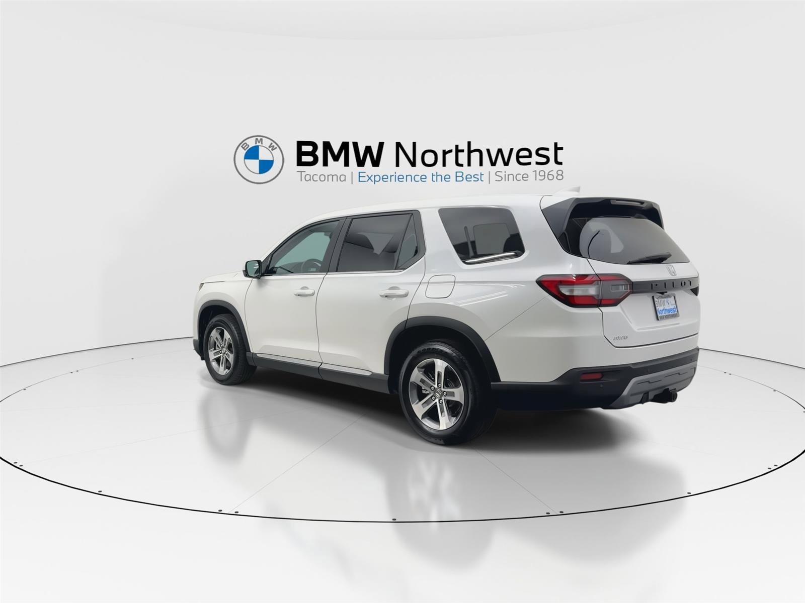 Used 2024 Honda Pilot EX-L image 12