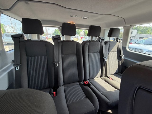 Used 2018 Ford Transit 350 XLT RWD image 13