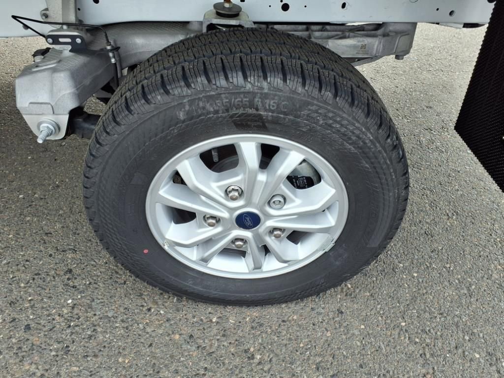 New 2023 Ford E-Transit image 9