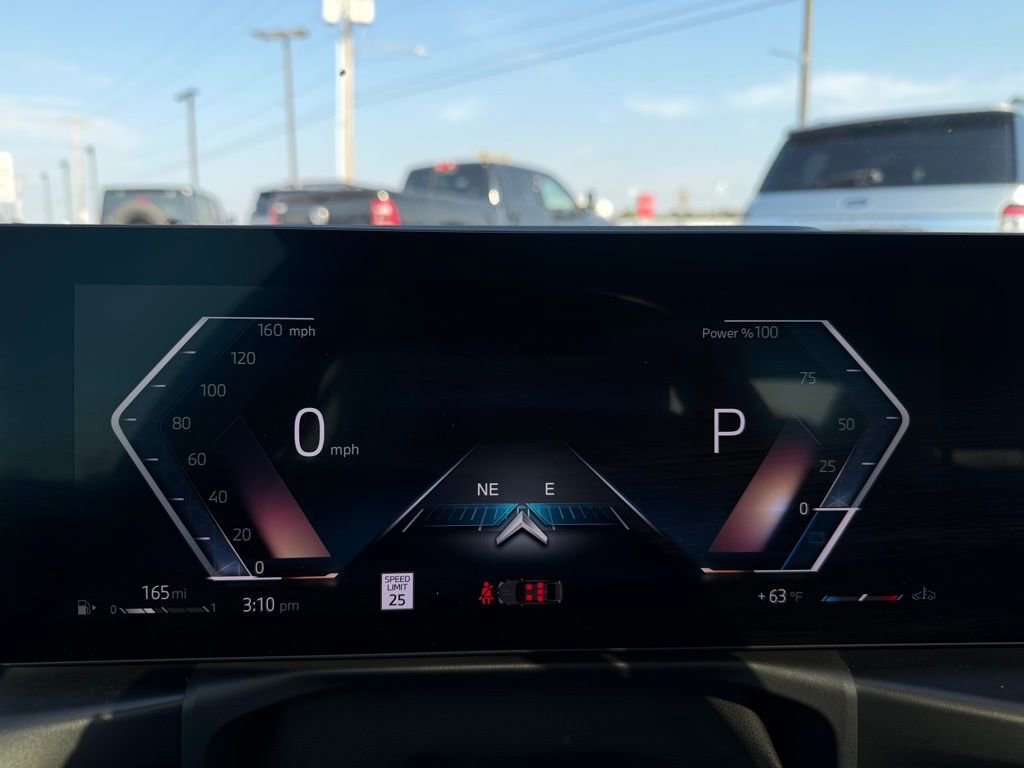 Used 2025 BMW 330i Sedan image 16