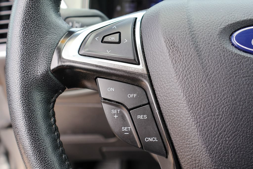 Used 2024 Ford Edge SEL AWD/4WD image 12