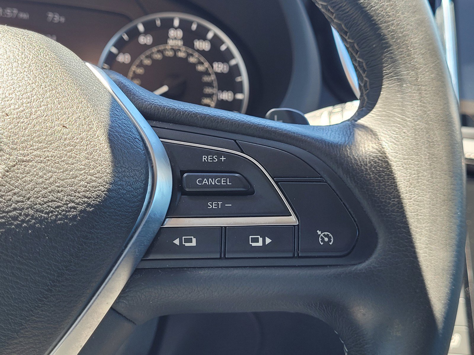 Used 2020 INFINITI QX50 Luxe w/ Navigation Package FWD image 20