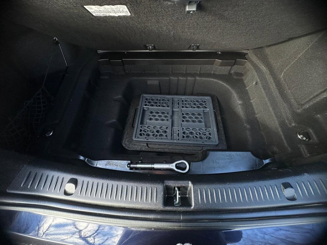 Used 2019 Mercedes-Benz E 300 4MATIC w/ Premium 1 Package image 20