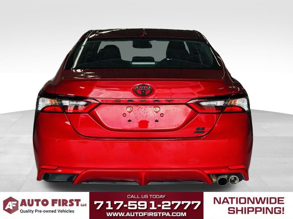 Used 2022 Toyota Camry SE image 4