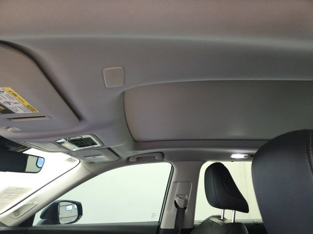 Certified 2025 Toyota Grand Highlander AWD image 18