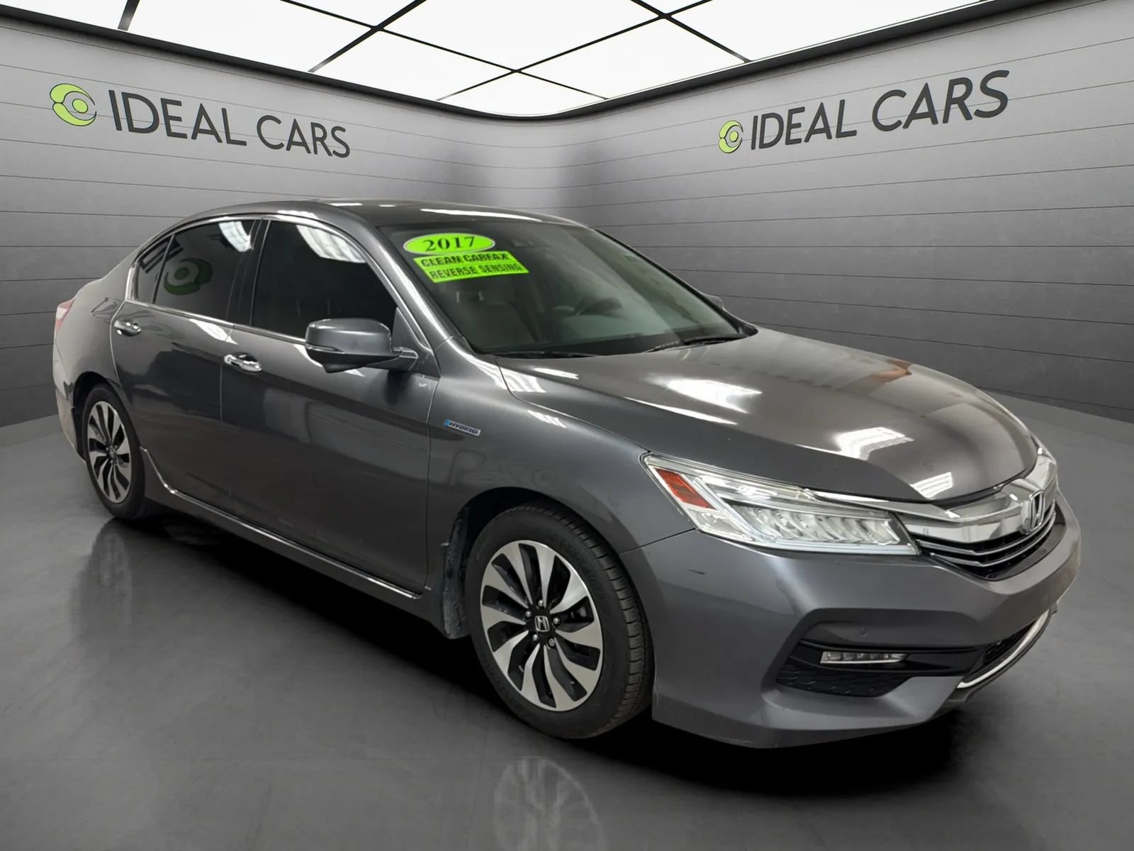 Used 2017 Honda Accord Touring image 7