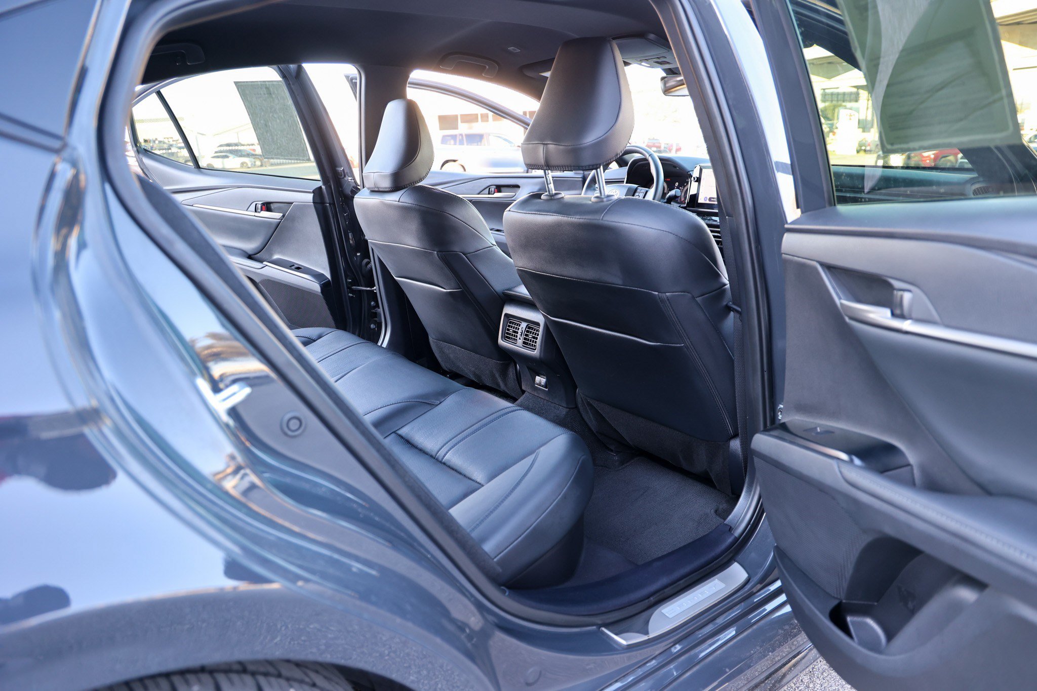 Used 2025 Toyota Camry XSE FWD image 38