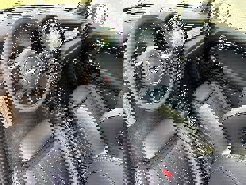 Used 2023 MINI Cooper S image 8