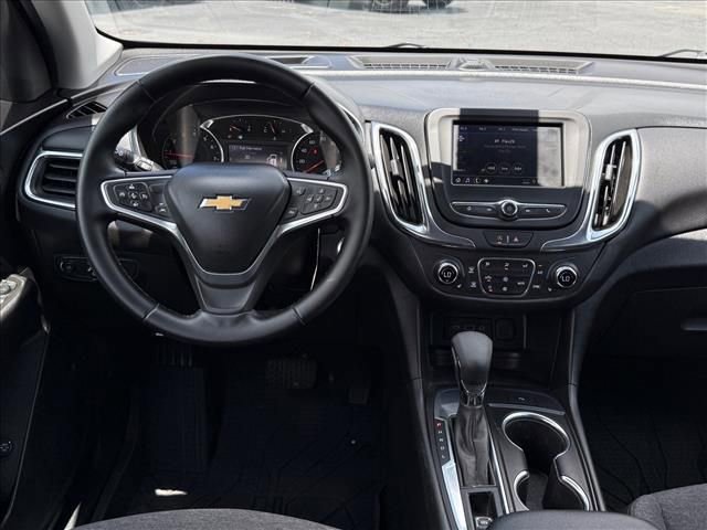 Used 2023 Chevrolet Equinox LT FWD image 12
