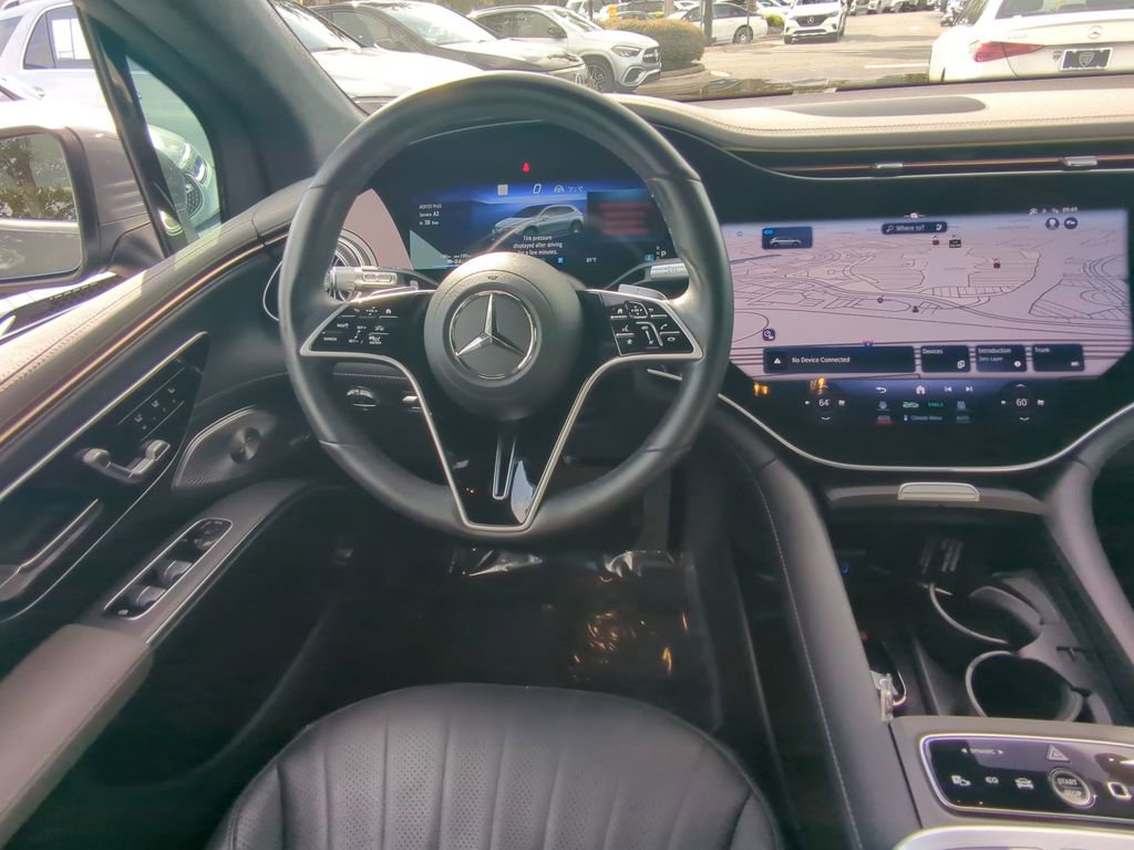 Certified 2023 Mercedes-Benz EQS 580 4MATIC SUV image 3