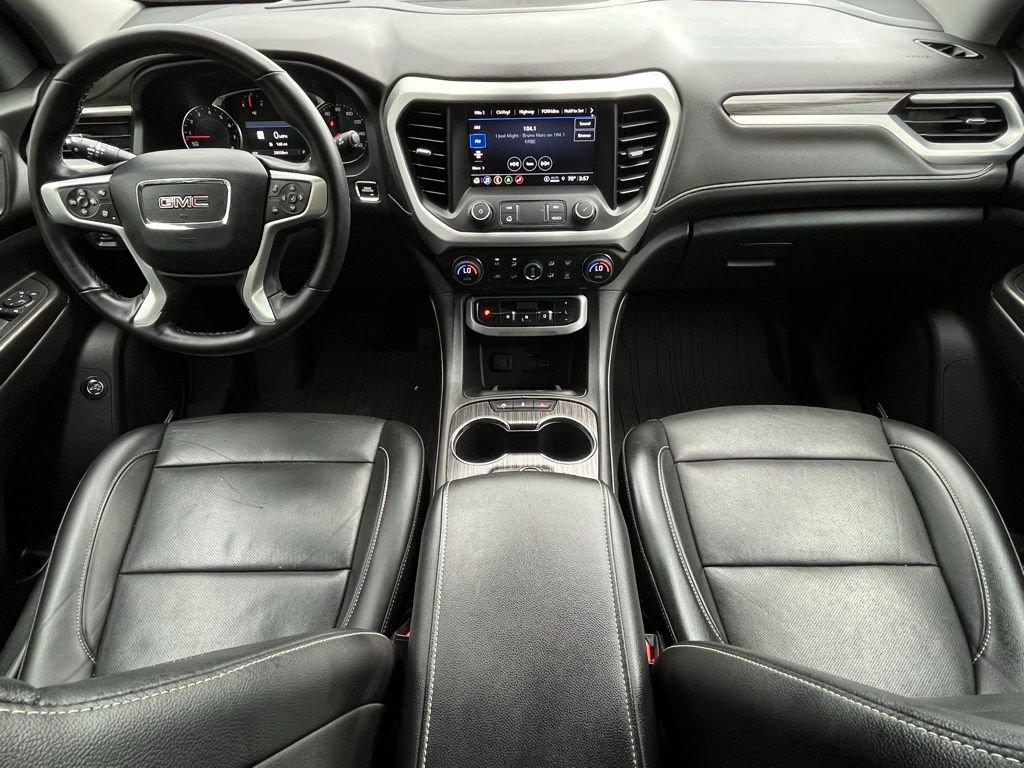 Used 2023 GMC Acadia SLT w/ Preferred Package image 9