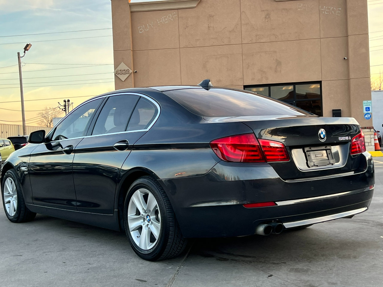 Used 2012 BMW 528i xDrive Sedan image 5