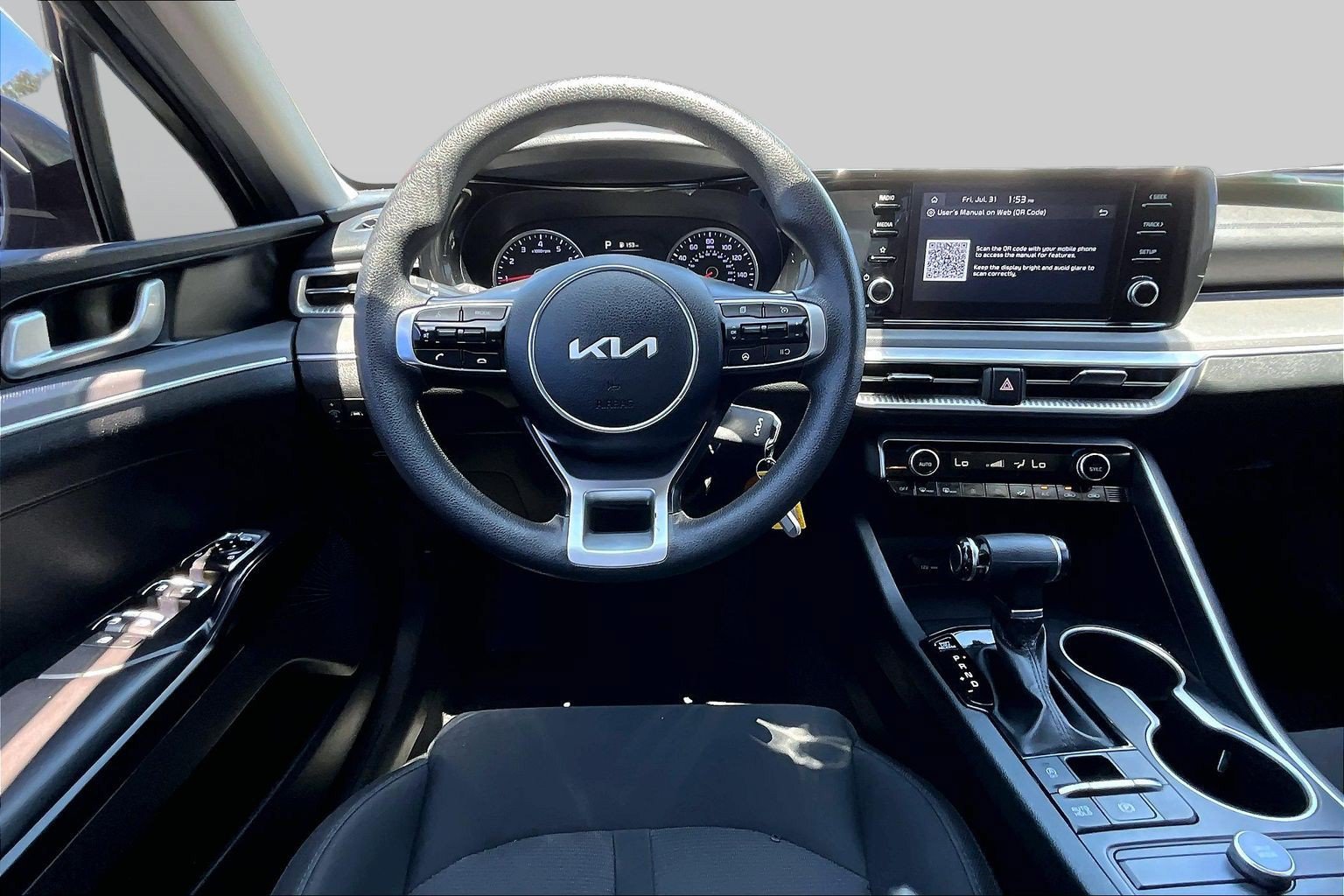 Used 2022 Kia K5 LX FWD image 5
