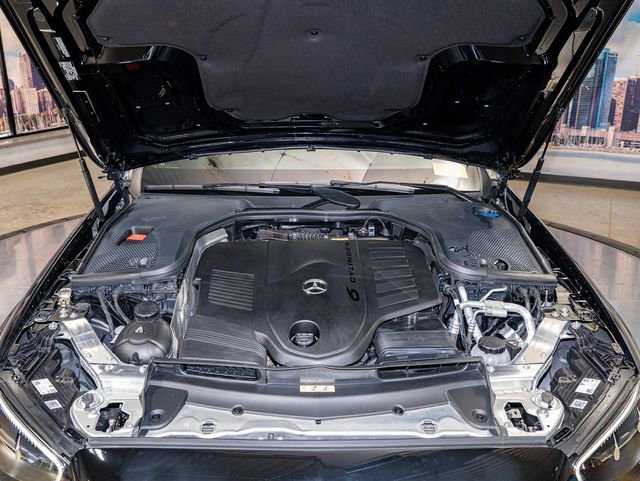 Certified 2022 Mercedes-Benz E 450 4MATIC Sedan image 5