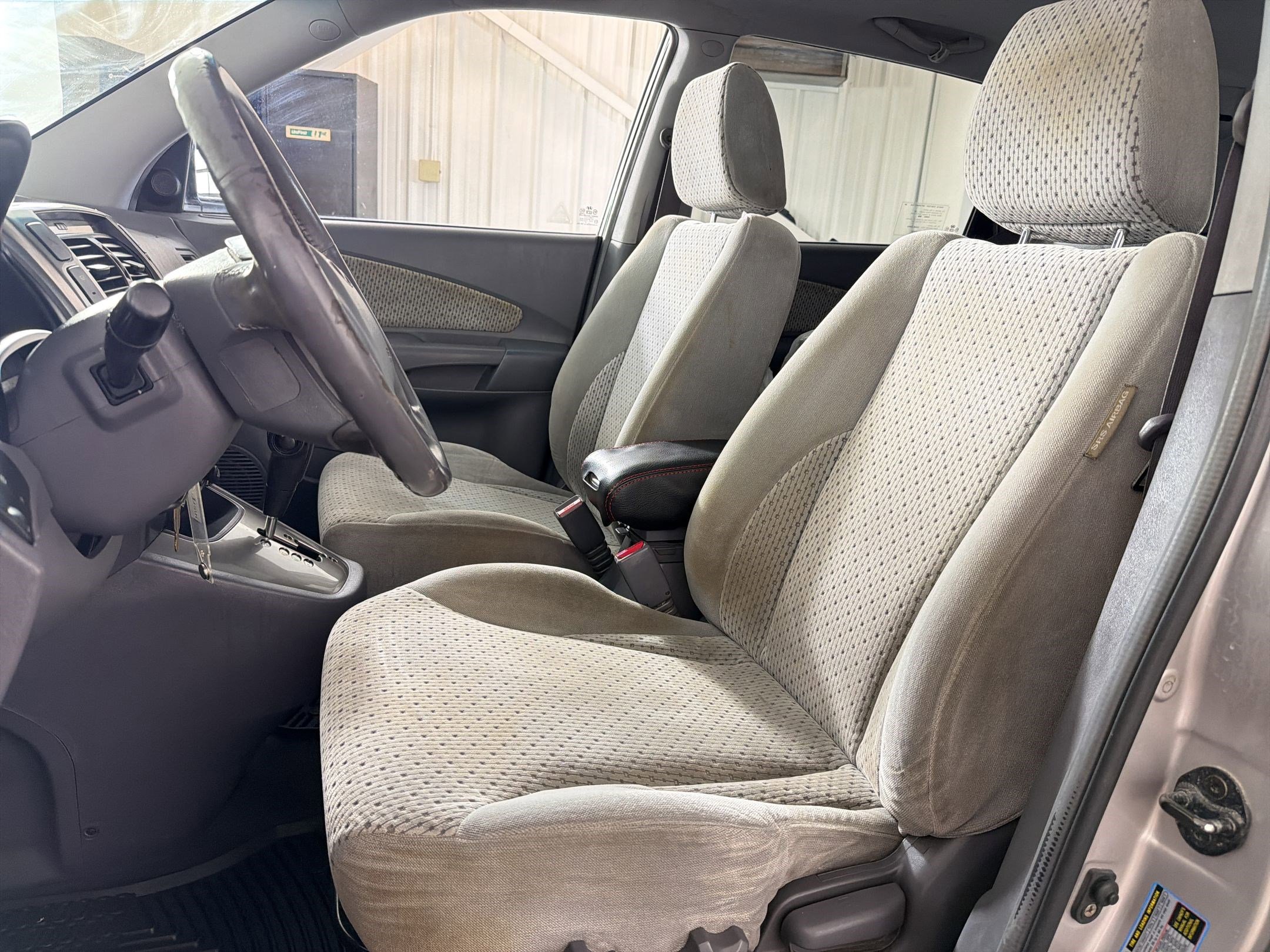 Used 2005 Hyundai Tucson LX FWD image 5