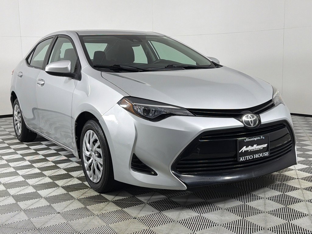 Used 2019 Toyota Corolla LE image 3
