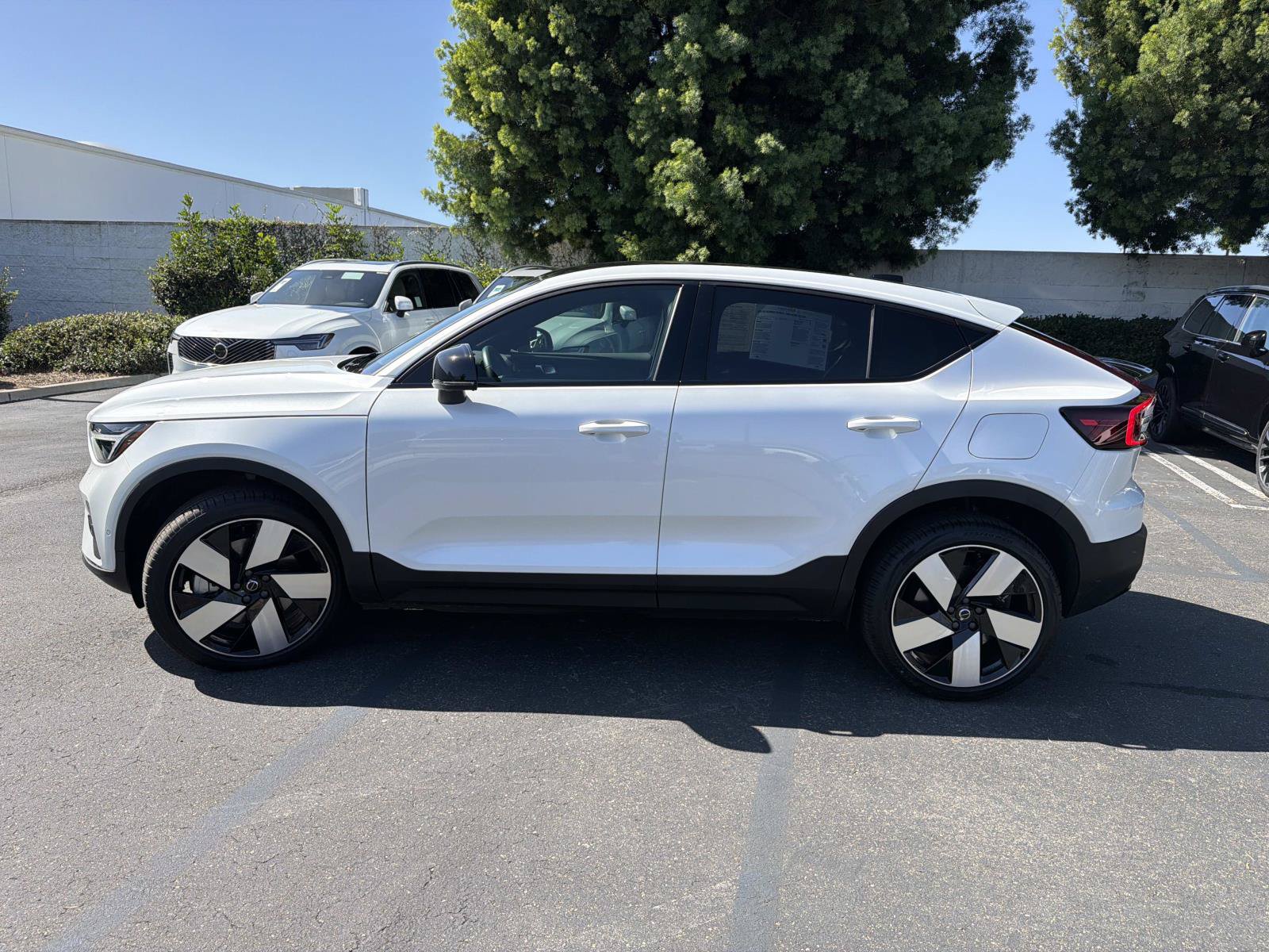 Certified 2023 Volvo C40 P8 Recharge Ultimate AWD/4WD image 8