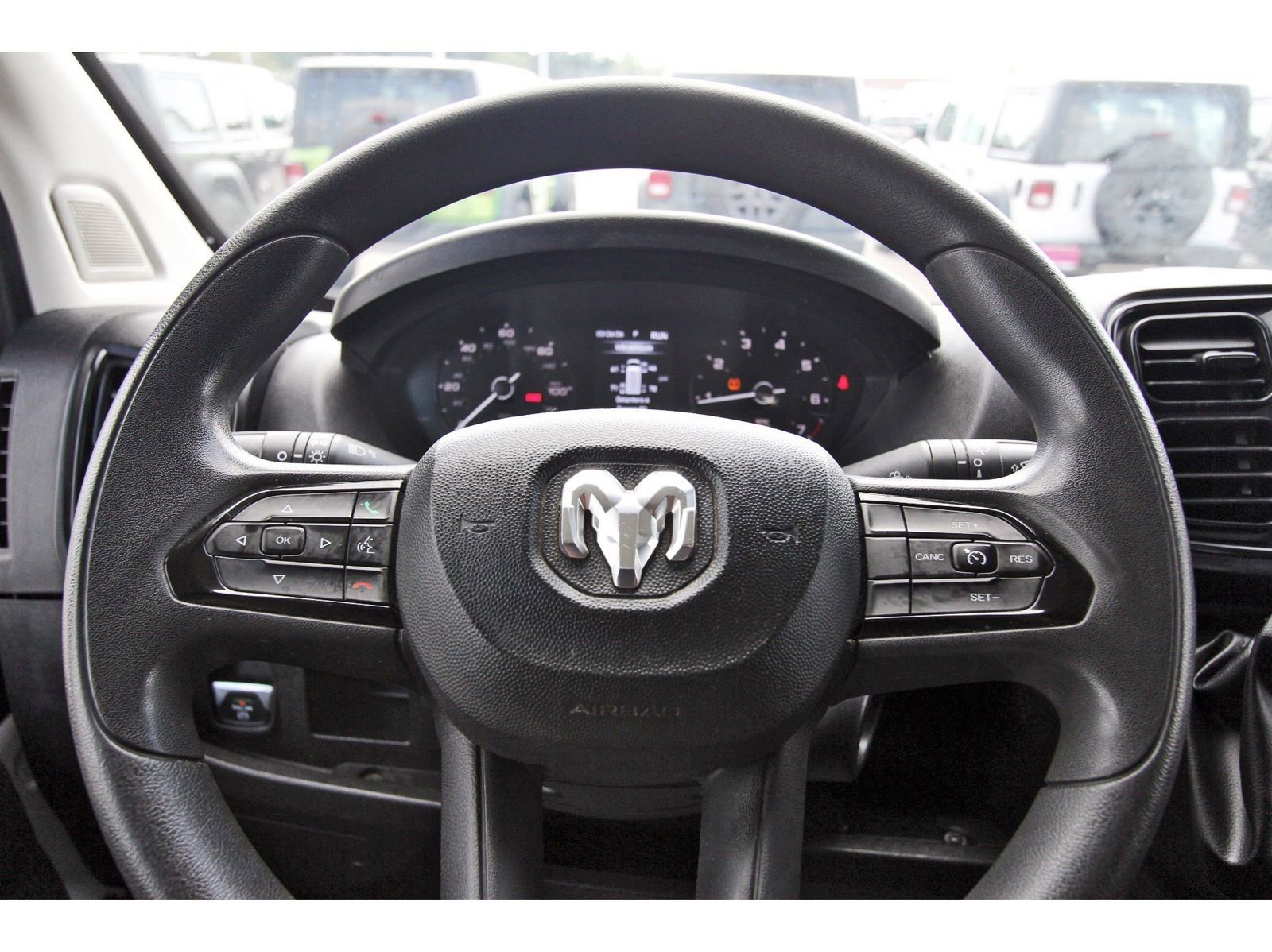 Used 2023 RAM ProMaster 2500 image 16