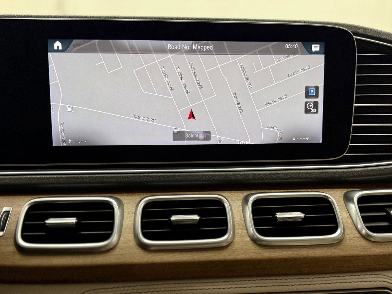 Used 2020 Mercedes-Benz GLE 450 4MATIC image 25