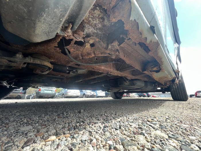 Used 2003 Dodge Caravan Sport FWD image 11